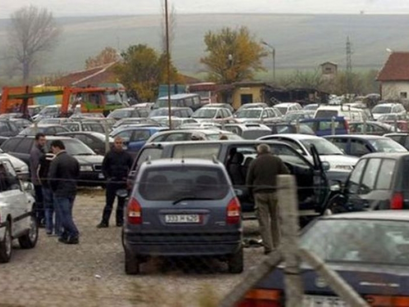 Държавата погва търговците на коли втора употреба