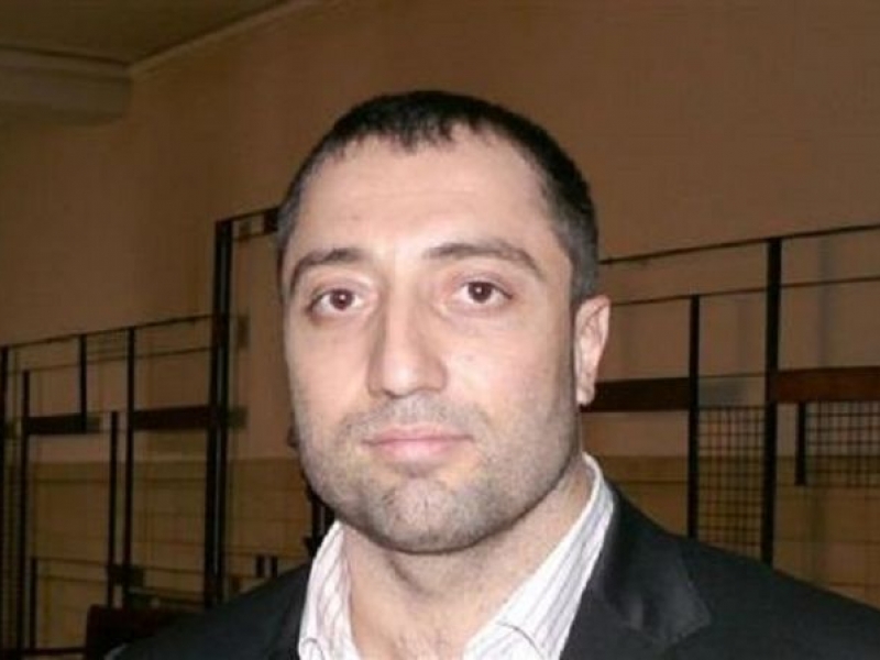 Рехабилитатори раздвижват Митьо Очите