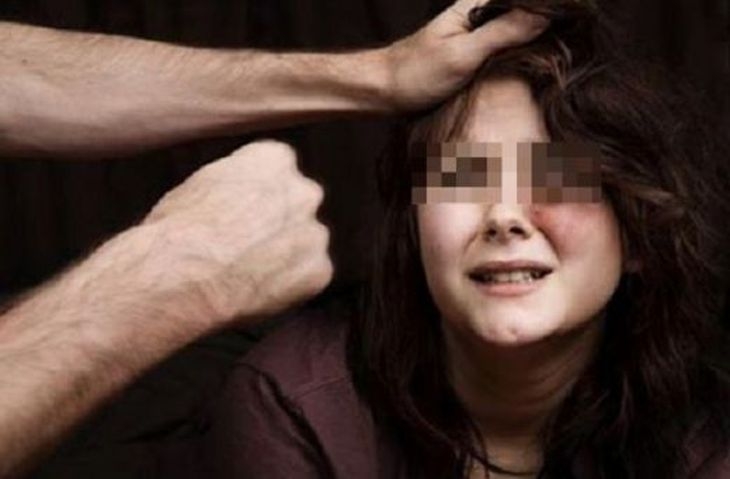 Секс тормоз в Кючука! Деца се гаврят с 13-годишно момиче