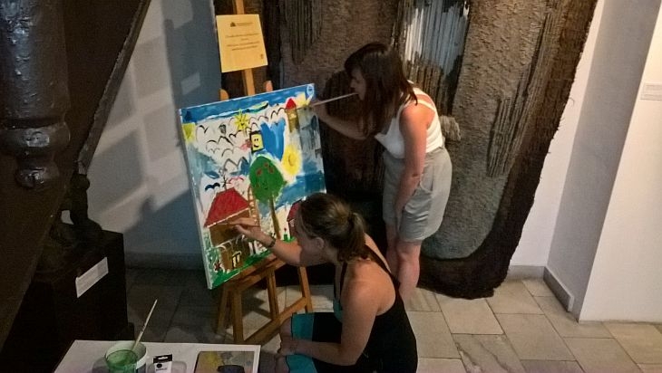 Деца се превърнаха в художници в Стария град СНИМКИ