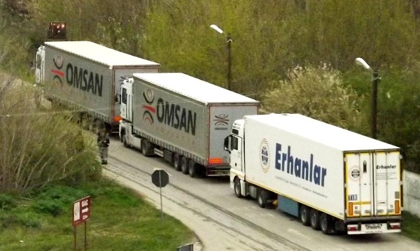 Започват масирани проверки на камиони и автобуси в цяла Европа