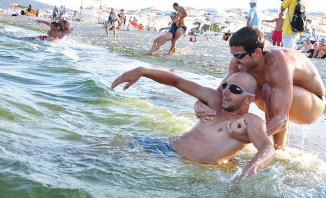 Над 80% от българите не могат да плуват! Вижте кои са най-големите грешки