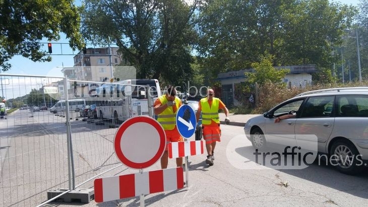 Пръскат здраво с вода в Остромила и Коматево, за да няма 