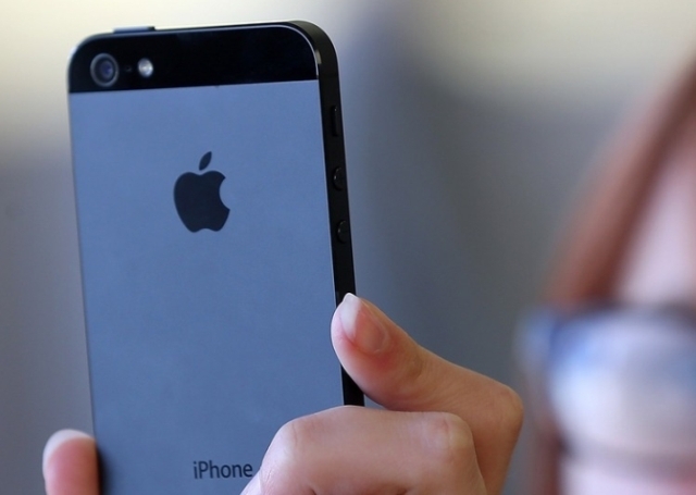 Намирате бъг в iPhone-a си - Епъл ви дават 200 хиляди долара