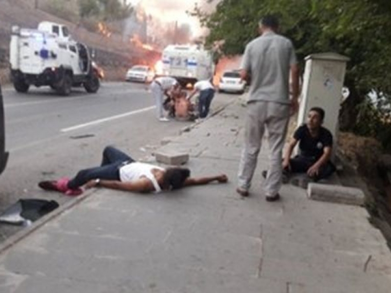 Експлозия в болница в Турция, има убити и десетки ранени