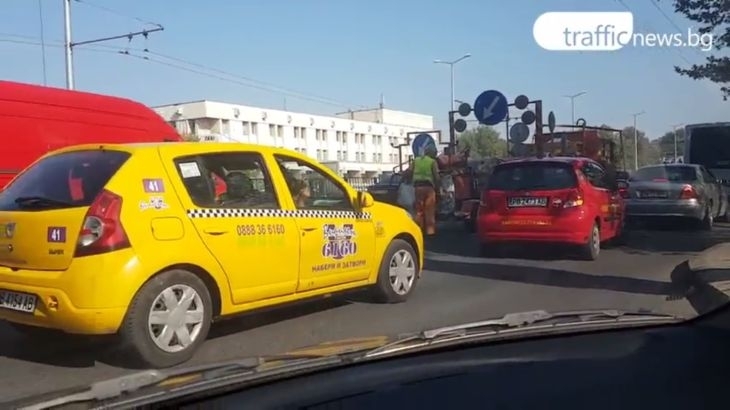 Колко е устойчив асфалтът в Пловдив? ВИДЕО
