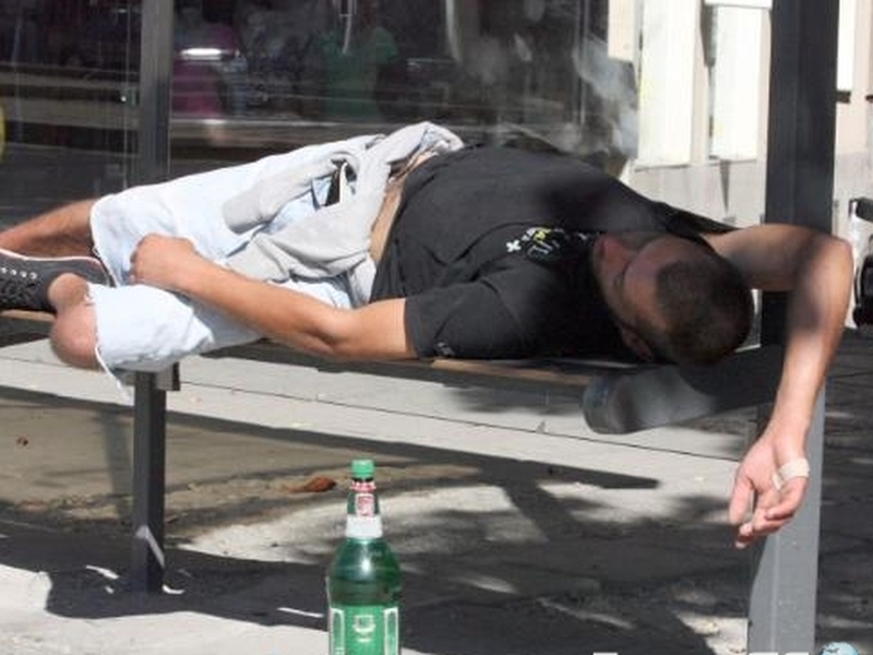 Една четвърт от младите българи лентяйстват - нито работят, нито учат 