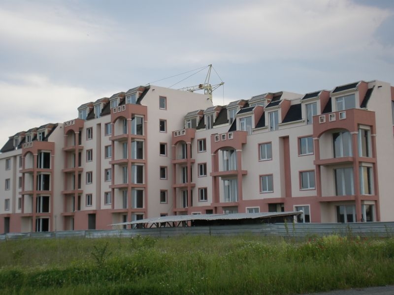Продават апартаменти по Черноморието за 7 бона