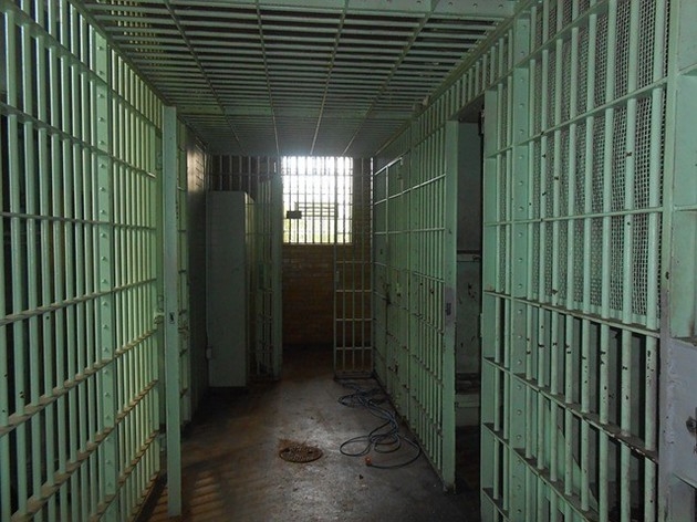 Затворниците в Пазарджик се жалват от дървеници, малко храна и лоша хигиена