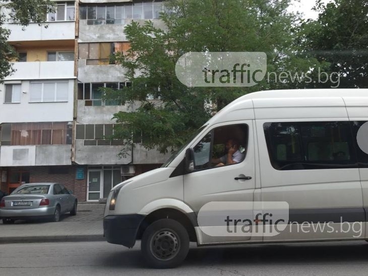Маршрутките в Пловдив: Разбити коли, лудо каране и… веднъж на 90 минути