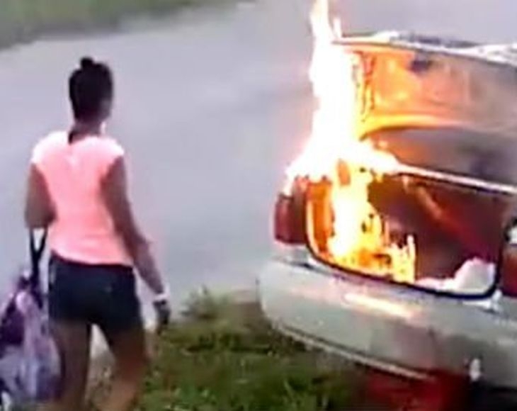 Жена, искаща да отмъсти на бившия си, изгори грешната кола ВИДЕО