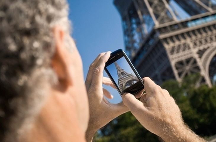 Брюксел прецака пътуващите често в чужбина с безплатния роуминг