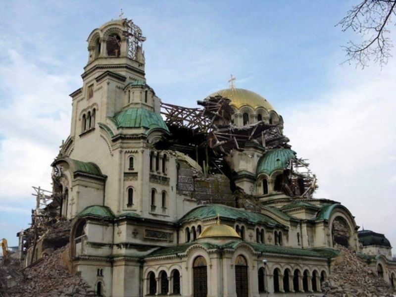 Храм-паметникът 