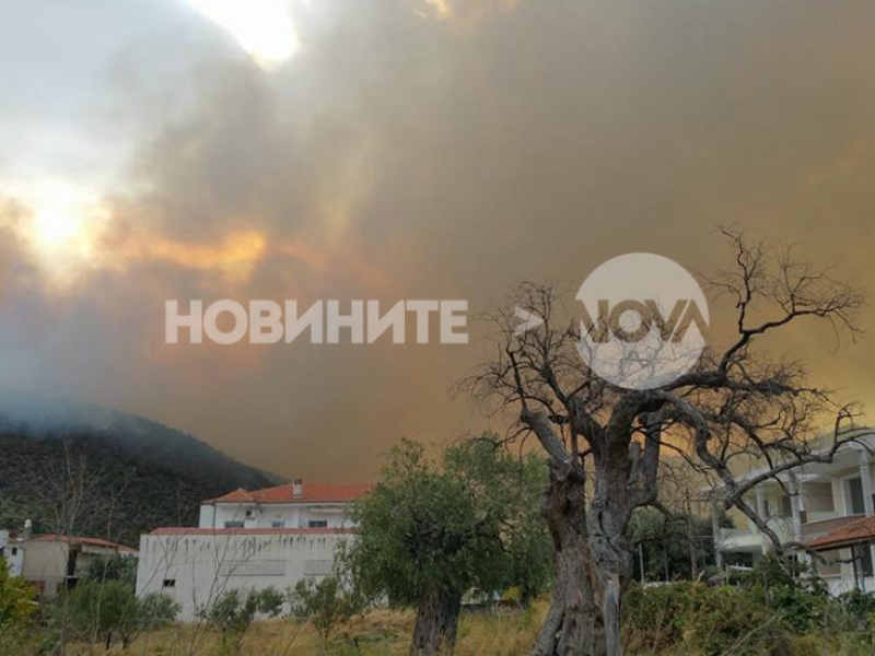 Пожар избухна нa остров Тасос