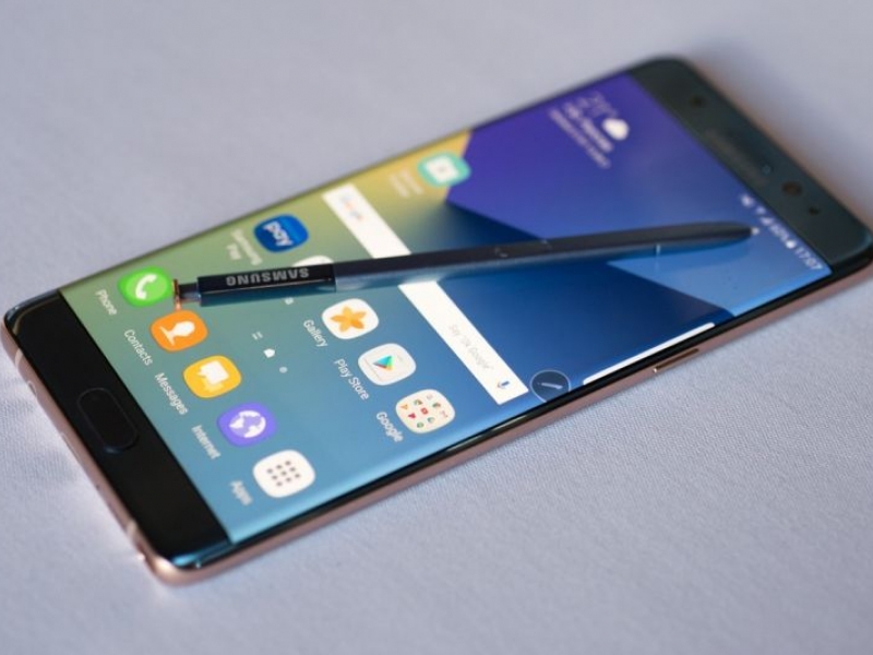 Samsung ще замени над 8 милиона Galaxy Note 7 телефона