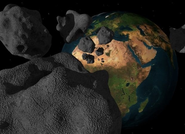 Този път официално: НАСА предупреждава за хиляди астероиди, които идват към Земята