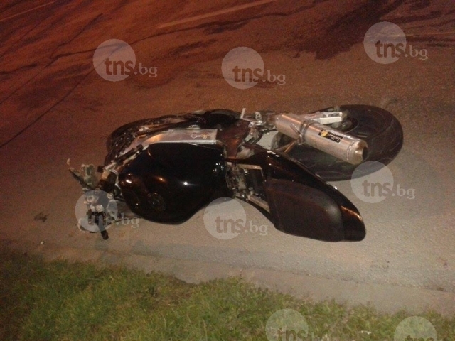 Моторист се удари в стълб в землището на пловдивско село