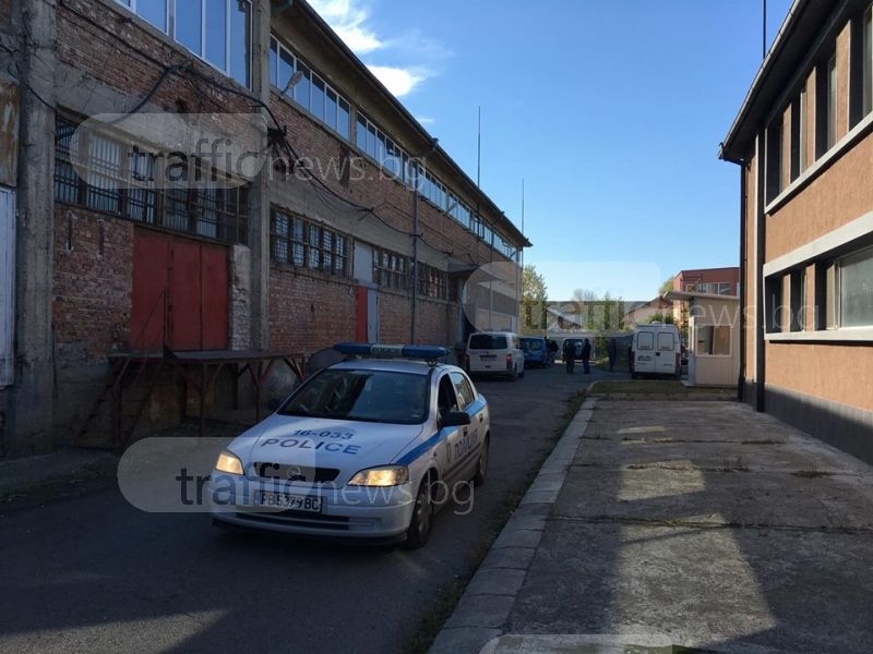 Разбиха незаконна арена за кучешки боеве в Кършияка СНИМКИ