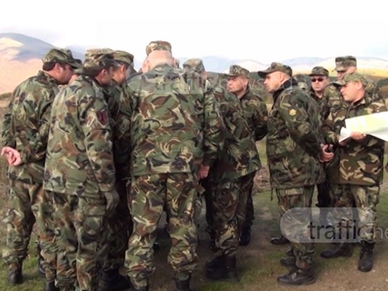 Премиерът активизира армията да търси фена на Ботев Пловдив, 300 военни спят в планината ВИДЕО