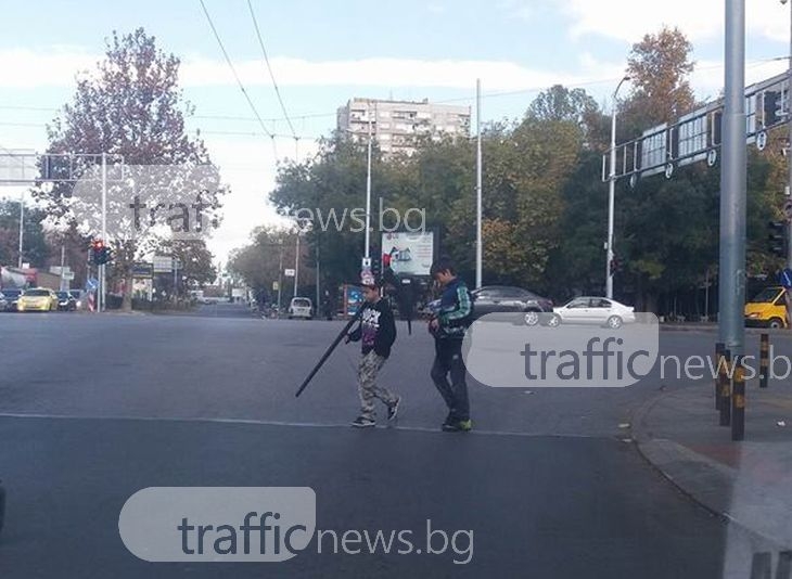 Смъртта пресече кръстовище в Пловдив СНИМКИ