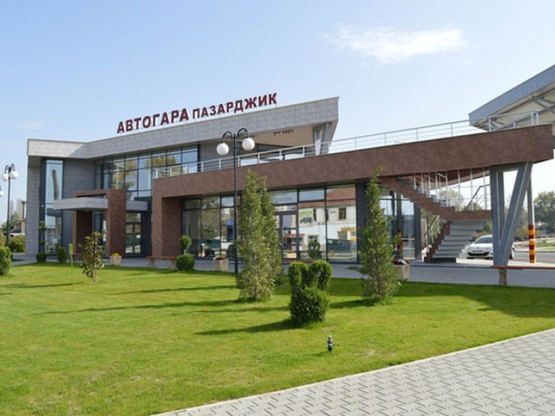 Глобиха новата автогара в Пазарджик – няма рампа за инвалиди