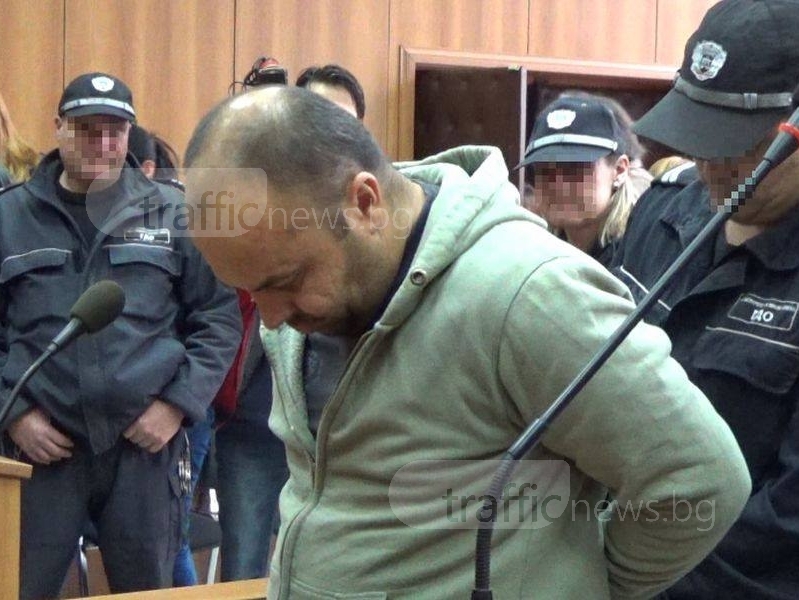 Земеделецът с фалшивите 12 милиона евро остава в ареста