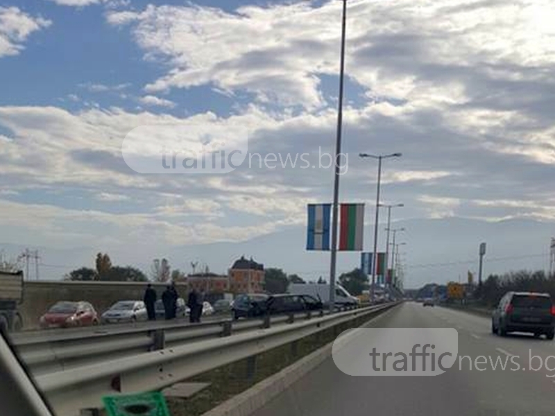 Катастрофа затапи Кукленско шосе в посока Пловдив СНИМКИ