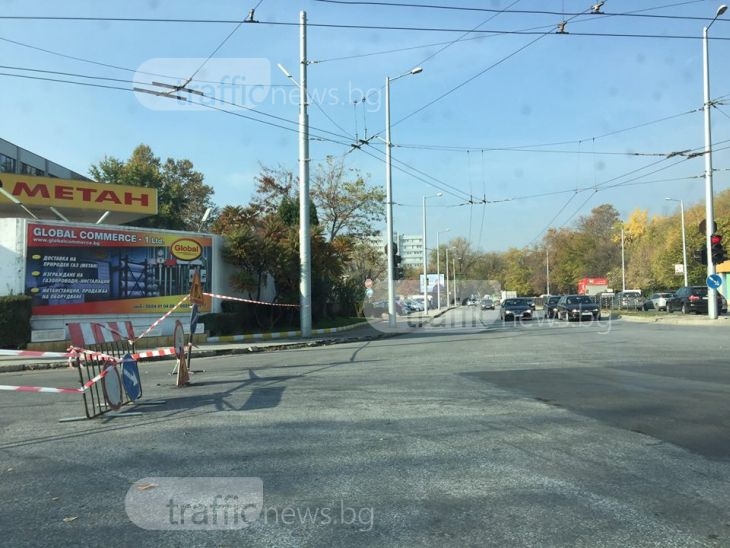 Затвориха Кукленско шосе заради авария! Хаос в движението СНИМКИ