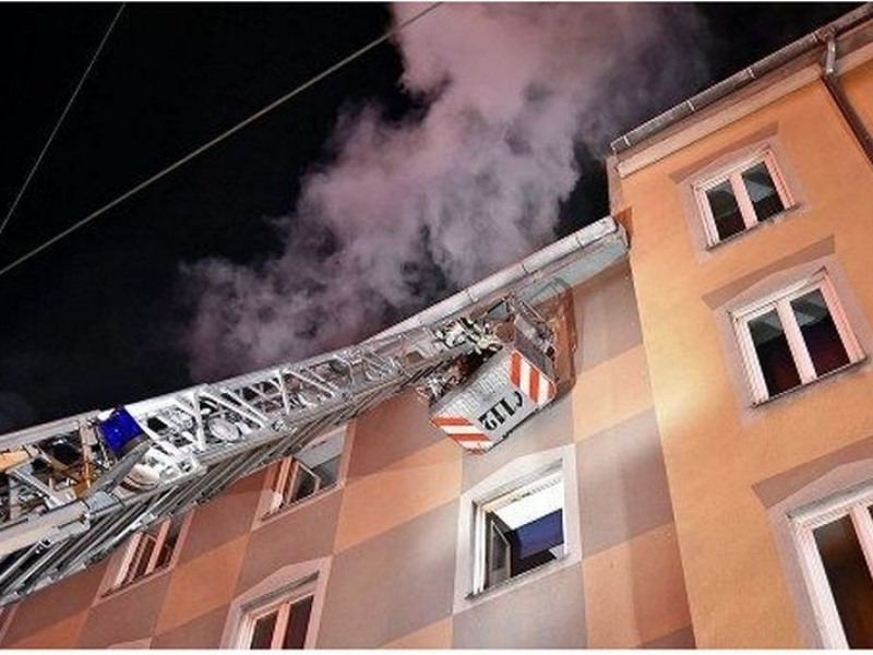 Българка, която загуби съпруга си и двете си деца при пожар в Мюнхен, не може да върне тленните им останки