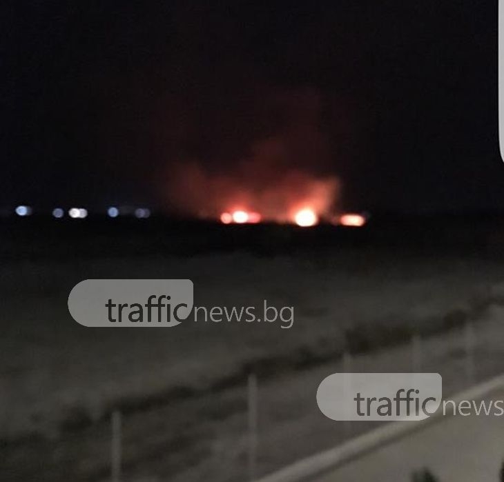 Пожар бушува на Околовръстното в района на OMV СНИМКИ