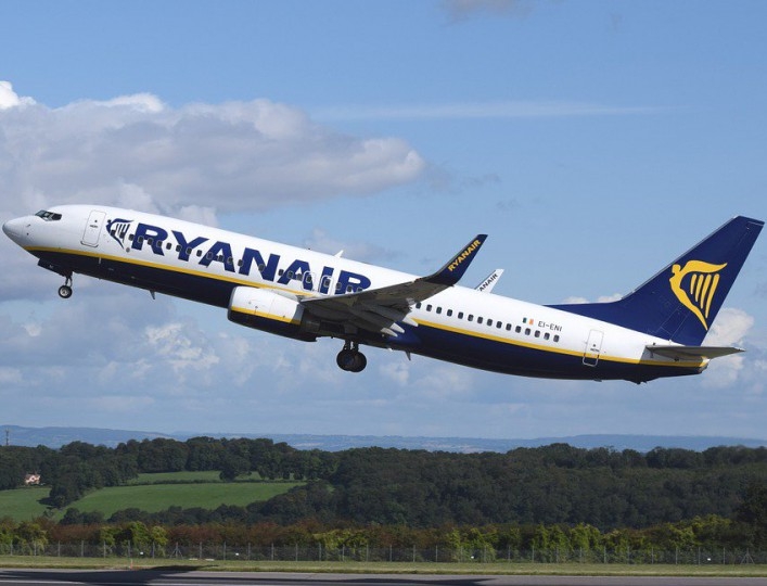 Ryanair пуска билети по 9,99 долара за полети от САЩ! Обявиха го минути след победата на Тръмп