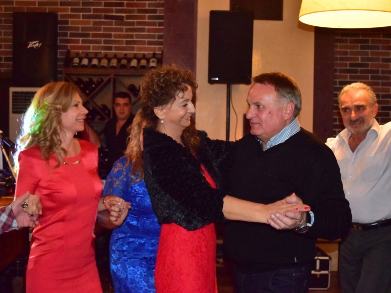 Борис Дали и Росица Пейчева пяха на юбилея на бизнес дамата Любка Кемерова
