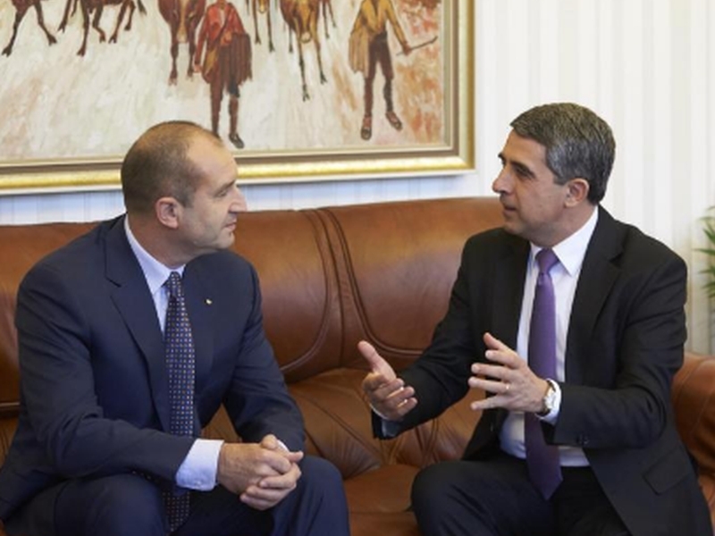 Радев и Плевнелиев заедно ще сглобяват служебния кабинет