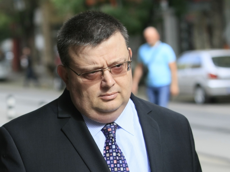 Съдии скочиха на Цацаров: Изнасял грешни данни