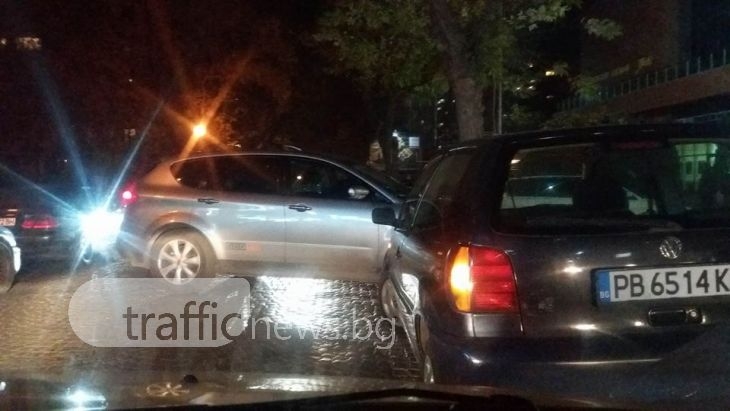 Пишман шофьорка блокира Гранда в Пловдив СНИМКИ