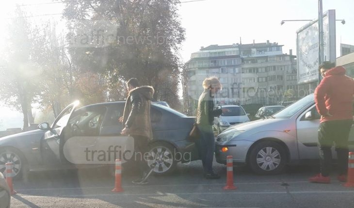 Нова катастрофа в центъра на Пловдив СНИМКИ