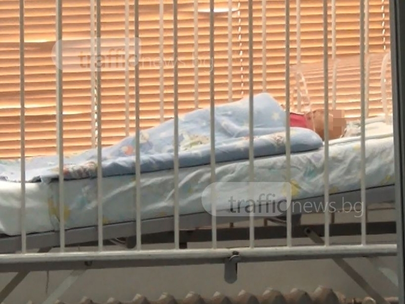 Критично е състоянието на сиамските близнаци в Пловдив