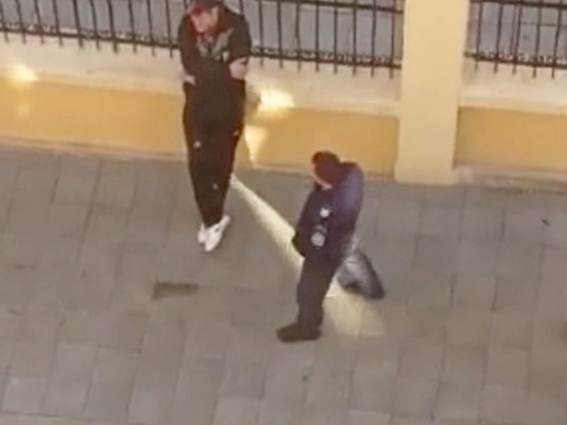 Наркоман вилня пред медицински център, заплаши да се обеси ВИДЕО