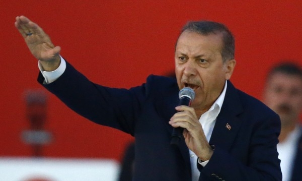 Ердоган отново със запалхи към Европа: Ще отворим границите