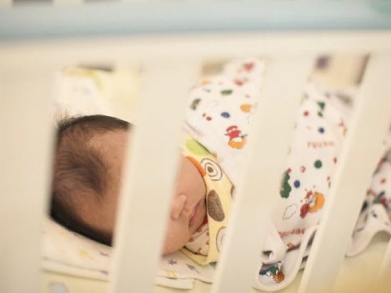 Българи са продали новородено бебе в Гърция за 8000 еврo