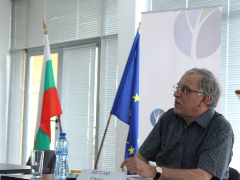 Говорителят на ЦИК за Слави Трифонов: Жалък мошеник 