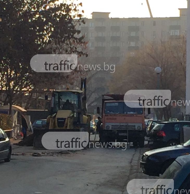 Затворена улица в Кючука тъне в прах и мръсотия! Майки с деца не могат да излязат от къщи СНИМКИ