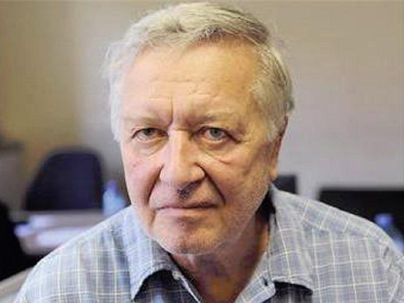 Почина журналистът Чавдар Стойчевски