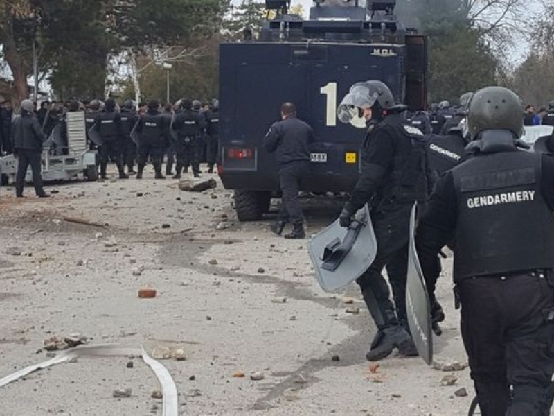 Прокуратурата обвини още трима мигранти за бунта в Харманли