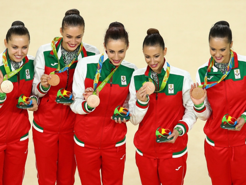 Мирела Демирева и златните ни момичета от ансамбъла обраха наградите на Спортист на годината