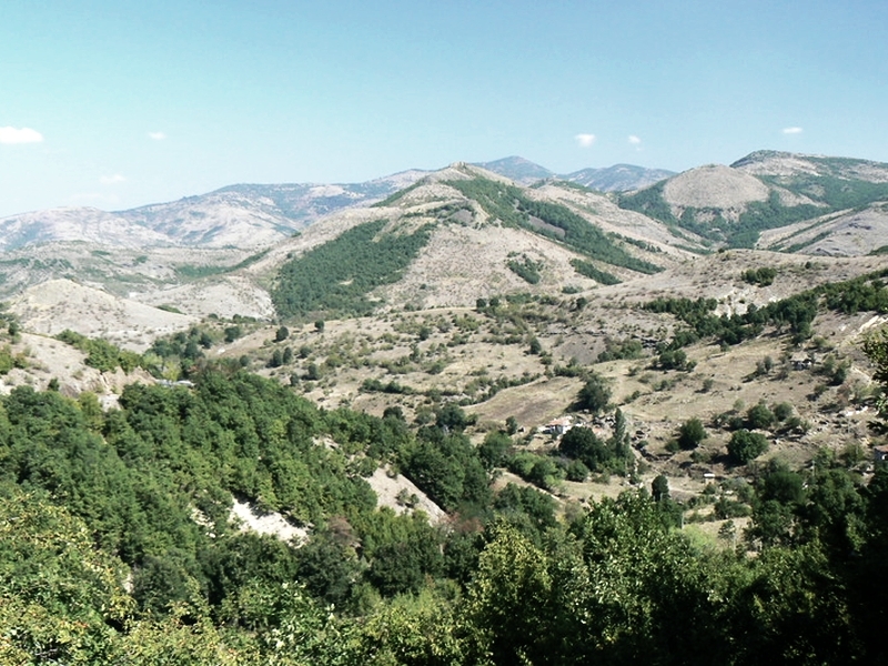 Над 100 души търсят тримата изчезнали в Родопите