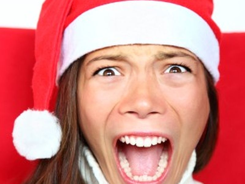 Коледа с роднините: Най-кошмарните въпроси и коментари, които ще чуете