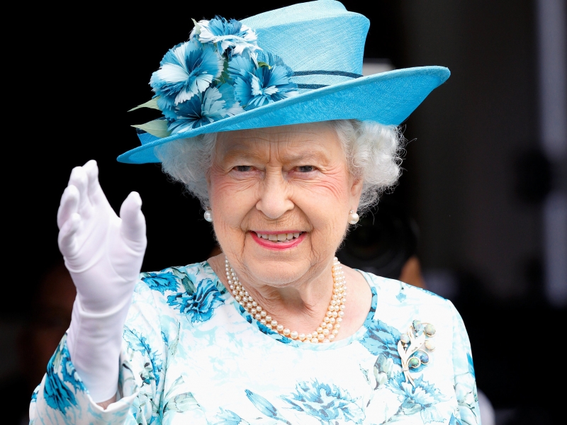 Би Би Си обяви кралица Елизабет II за мъртва, Бъкингам отрече