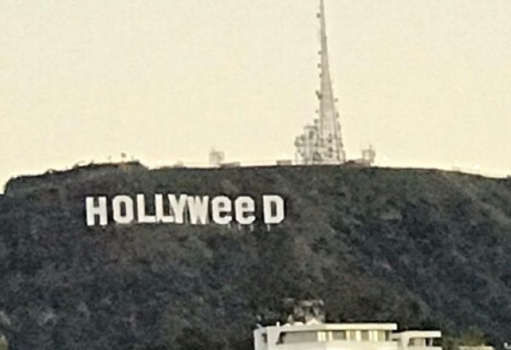 Прочутият надпис Hollywood се събуди... променен