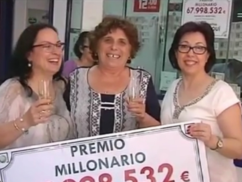 Милионерката Гошка се върна в испанското си село, не почерпила